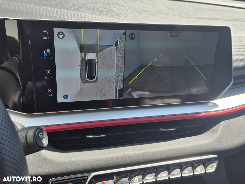 Geely Coolray - 23