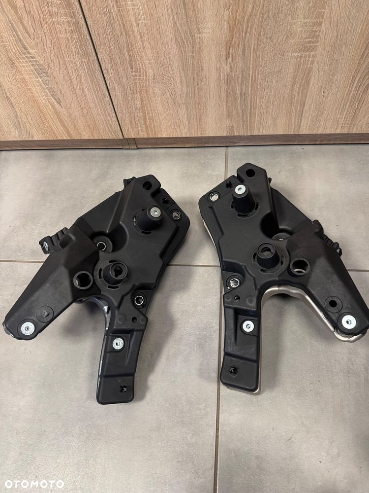 Volvo Xc60 II wspornik błotnik mocowanie - 1