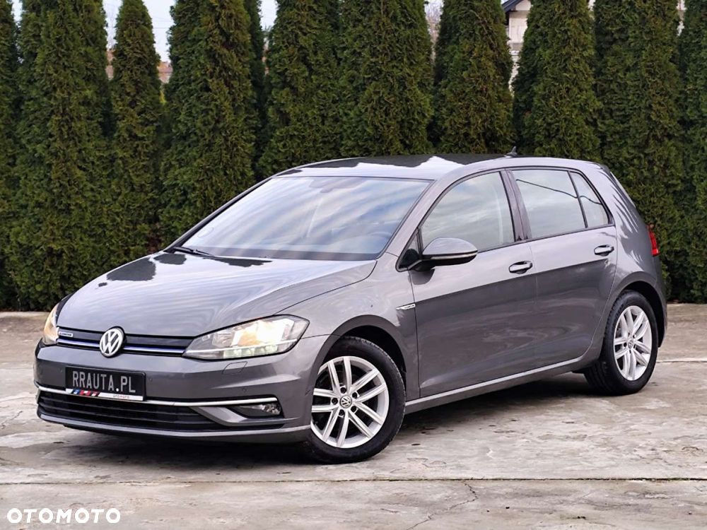 Volkswagen Golf - 23