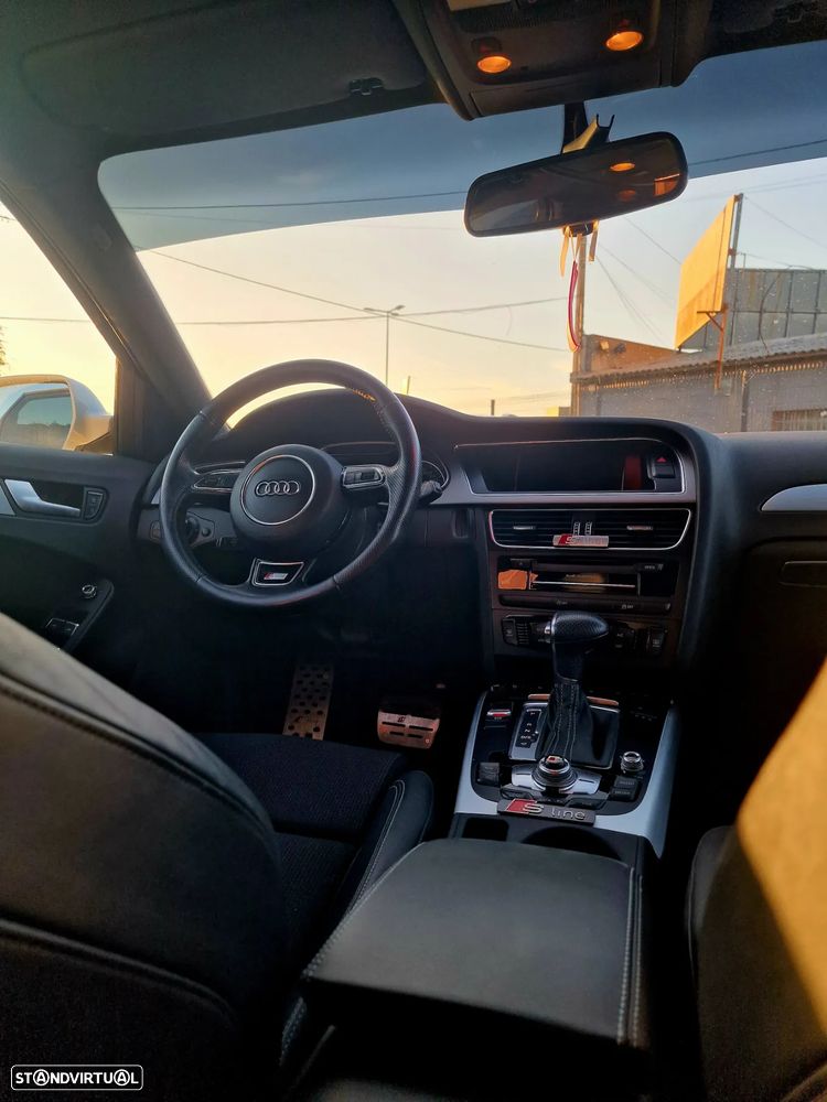 Audi A4 Avant 2.0 TDI multitronic S-line - 9