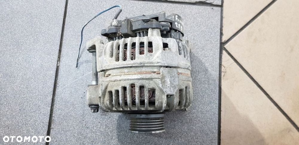 Opel Frontera B 2.2 DTL Alternator - 2