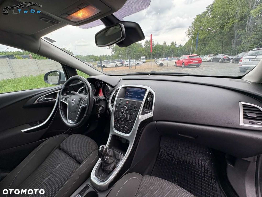 Opel Astra 2.0 CDTI Cosmo - 18