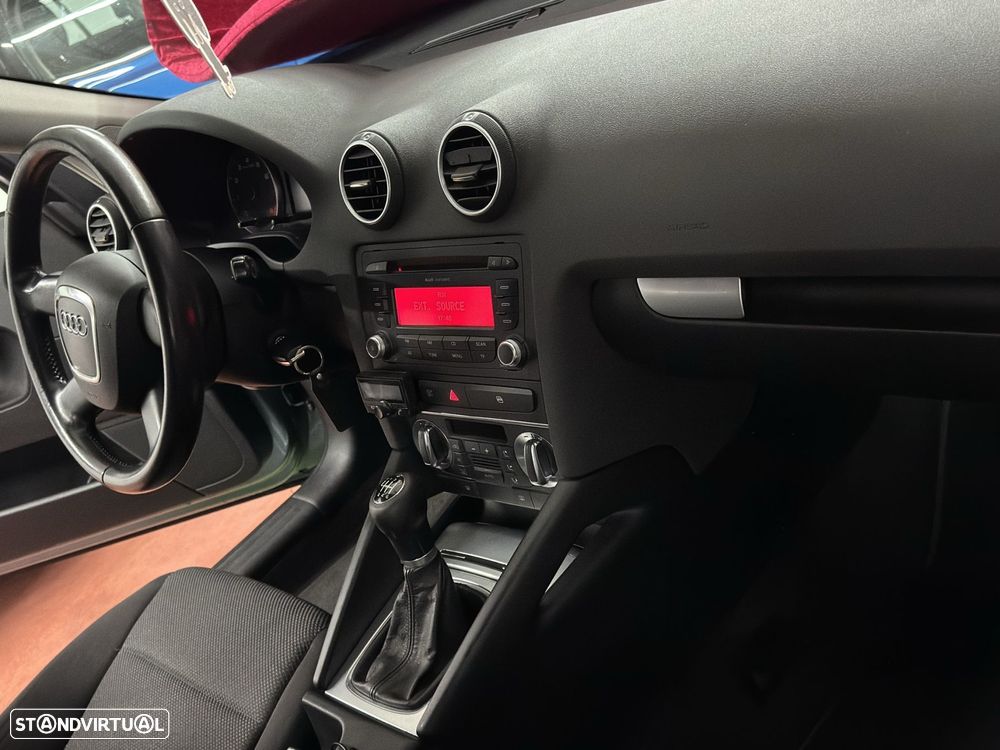 Audi A3 Sportback - 11