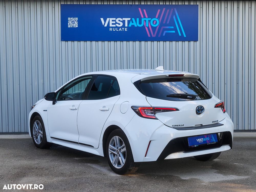 TOYOTA Corolla 2022 — imagine 3