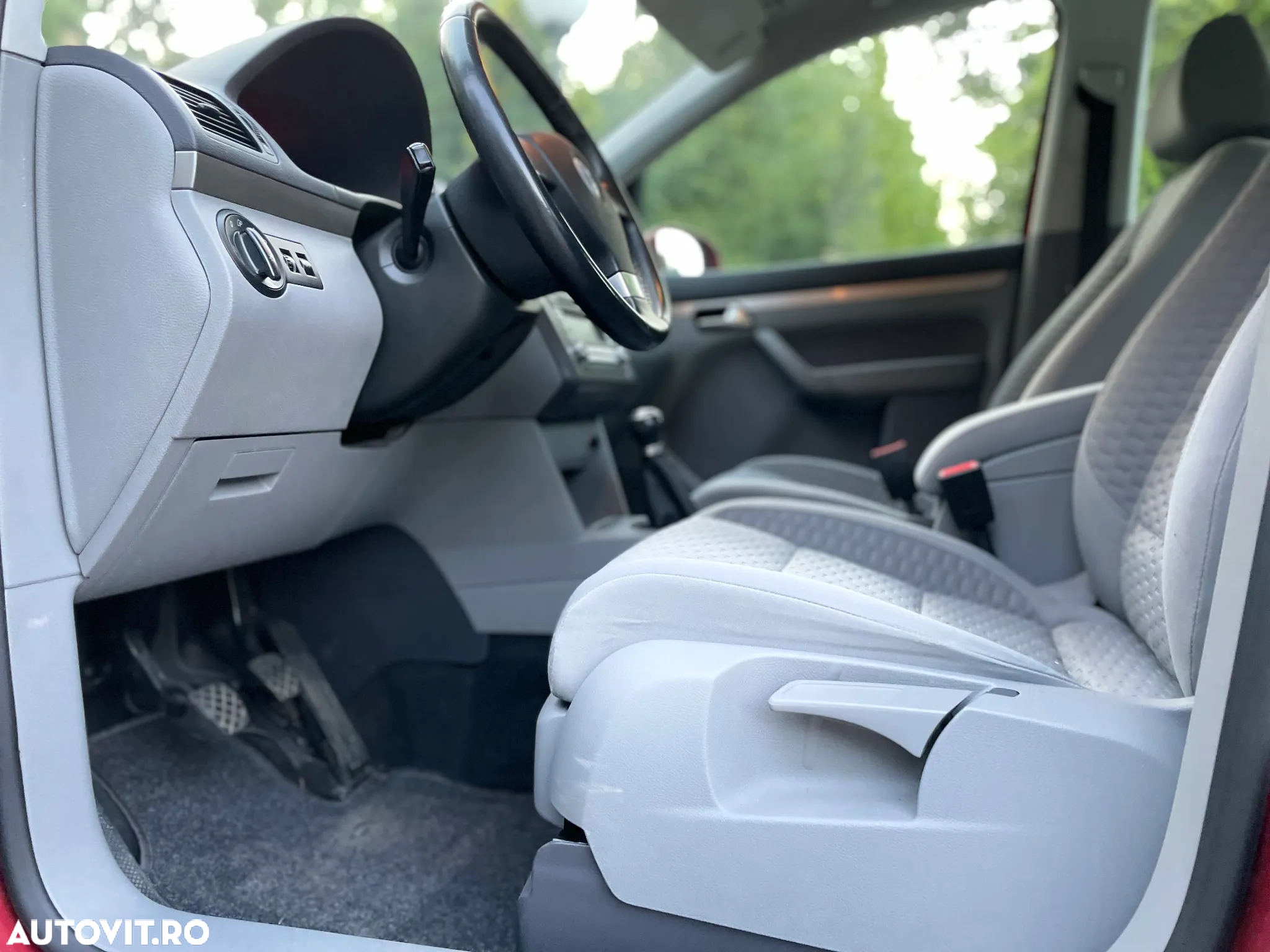 Volkswagen Touran 1.4 TSI Trendline - 9