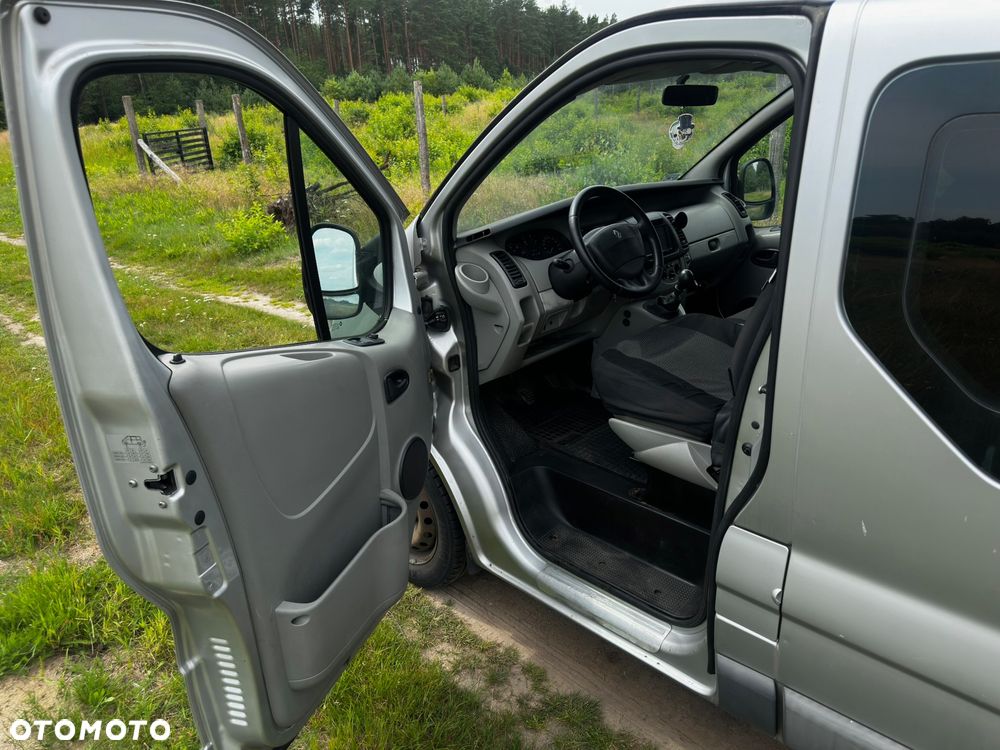 Renault Trafic - 8