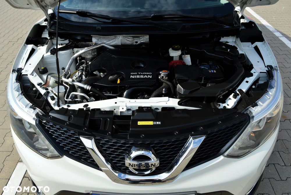 Nissan Qashqai 1.6 DIG-T Tekna+ - 37