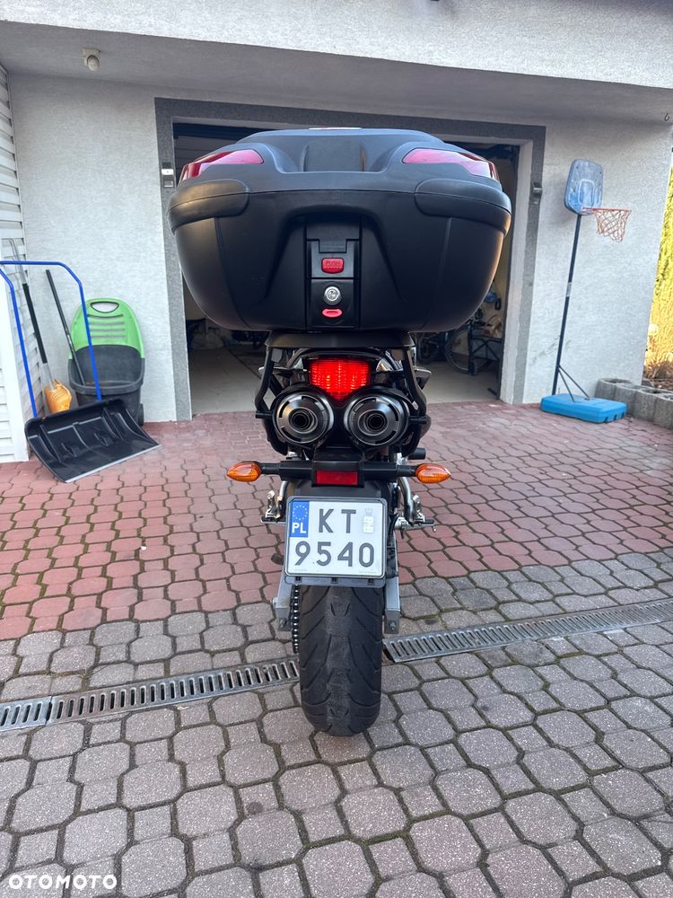 Yamaha FZ6 - 9