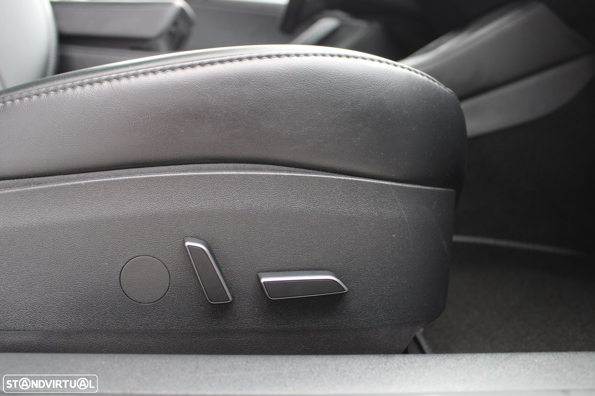 Tesla Model 3 Long Range AWD Dual Motor - 30