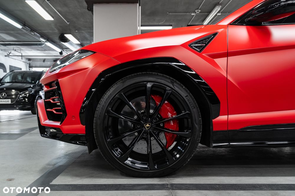Lamborghini Urus Standard - 7