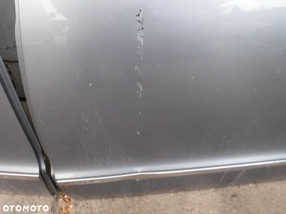 Skoda Superb II 2 kombi drzwi tyl LF8L 2G2G szyba prawe lewe - 3