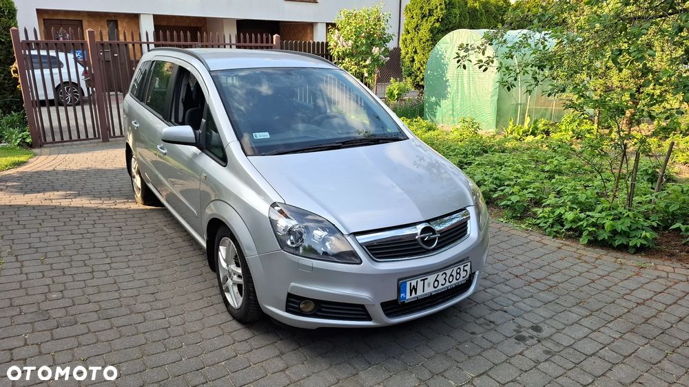 Opel Zafira 1.8 - 16