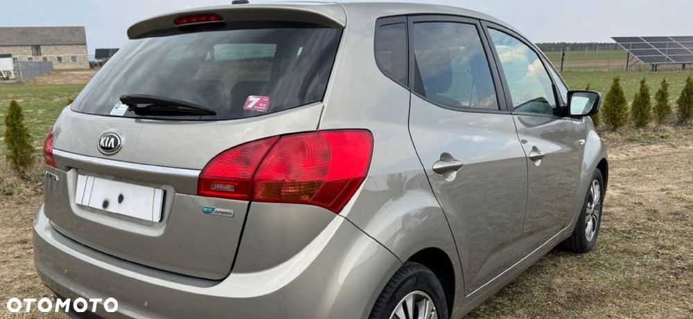 Kia Venga 1.6 CVVT Dream-Team Edition - 3