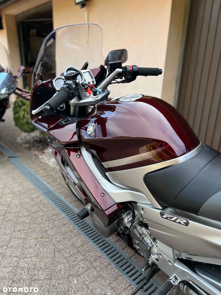 Yamaha FJR - 30