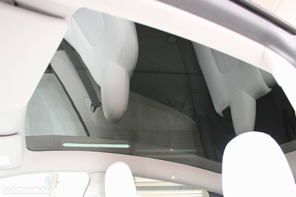 Tesla Model Y Long Range Tração Integral - 15