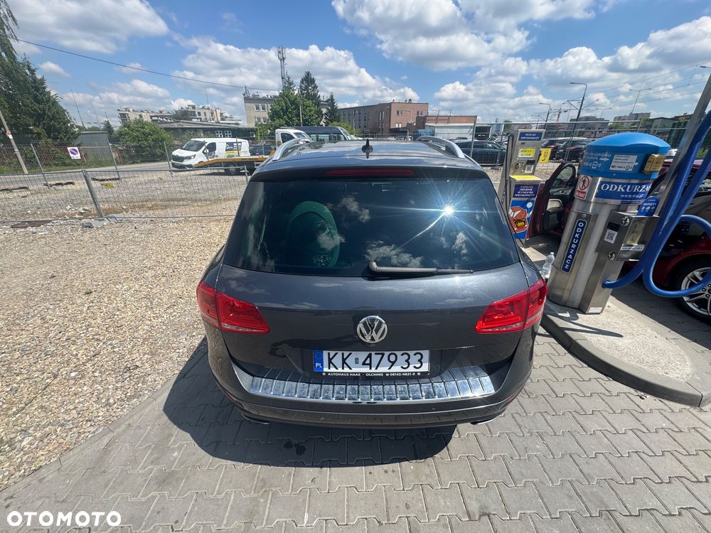 Volkswagen Touareg 3.0 V6 TDI 4XMot BMT - 10