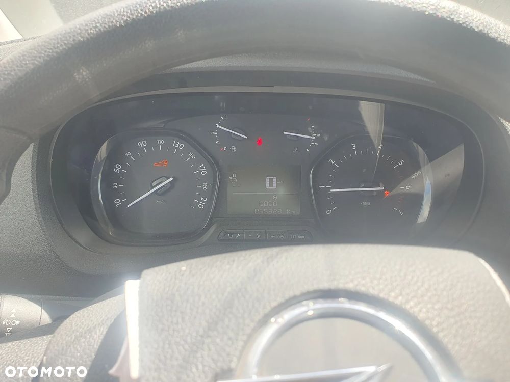 Opel Vivaro Long 3,1t Enjoy (bryg.) - 21