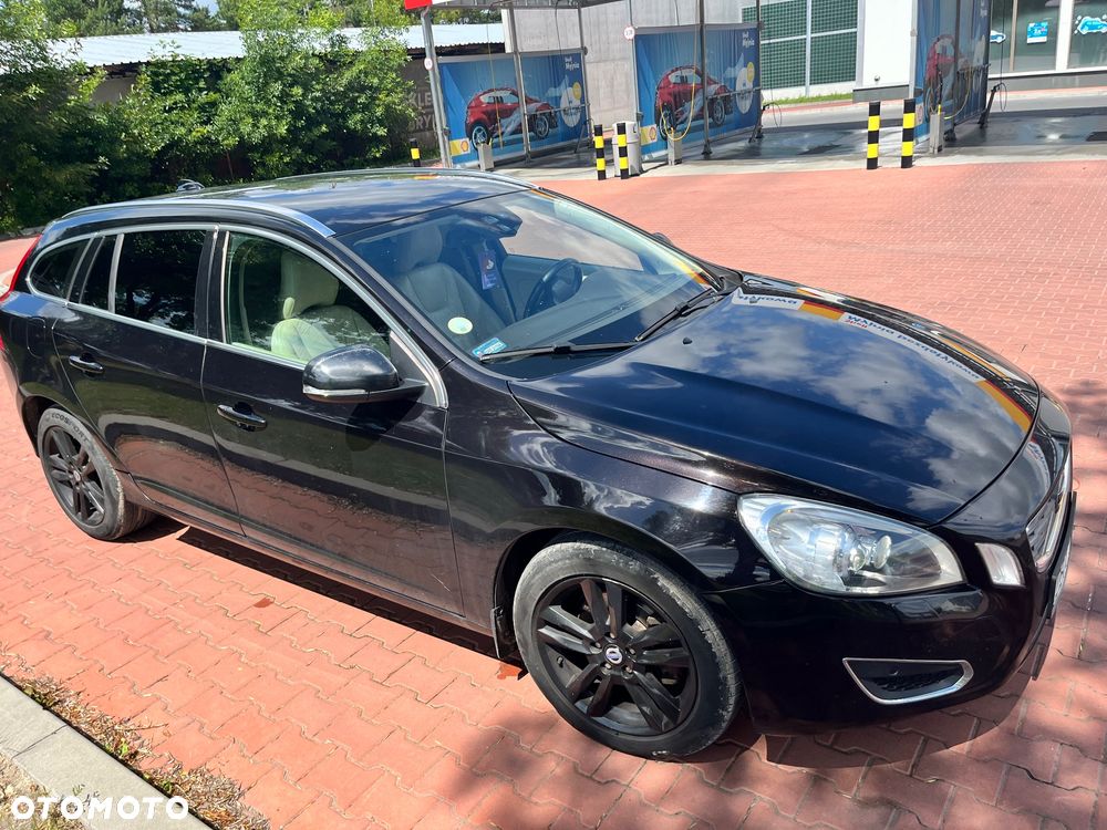 Volvo V60 D3 Geartronic Momentum - 3