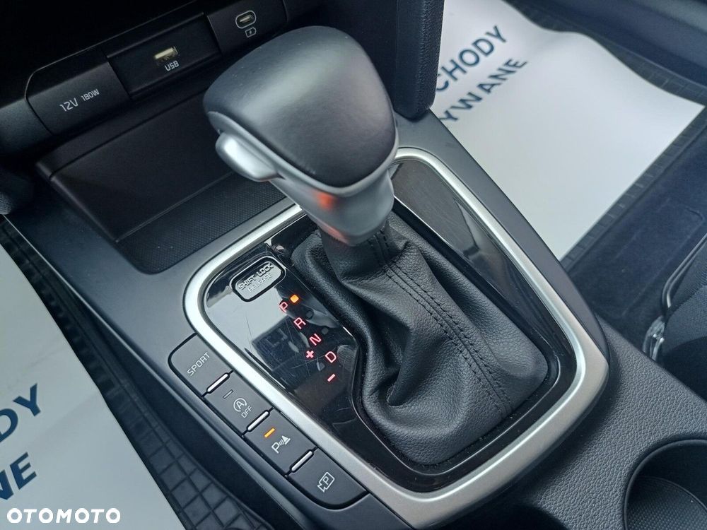 Kia XCeed - 23