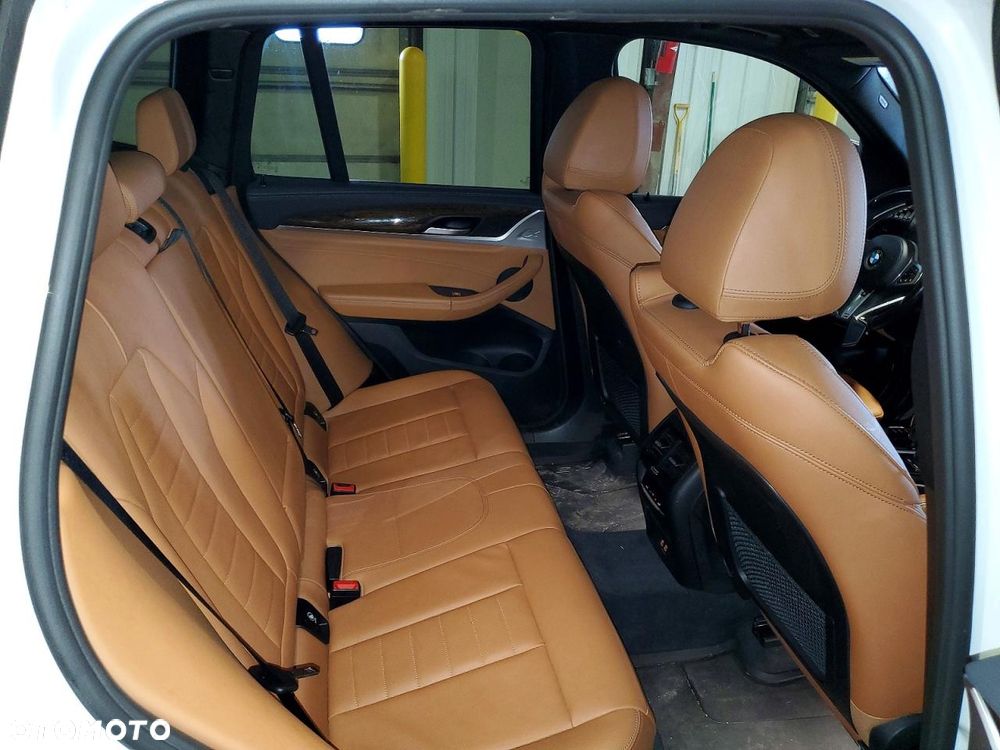BMW X3 xM40i mHEV - 12