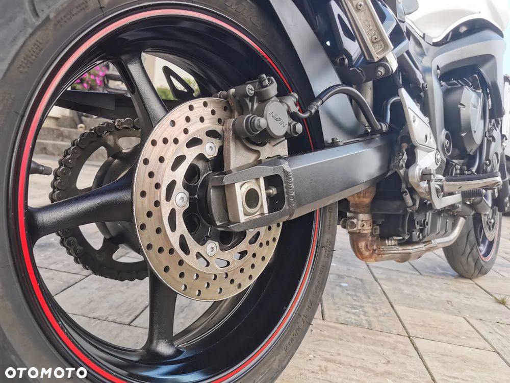 Yamaha FZ6 - 19