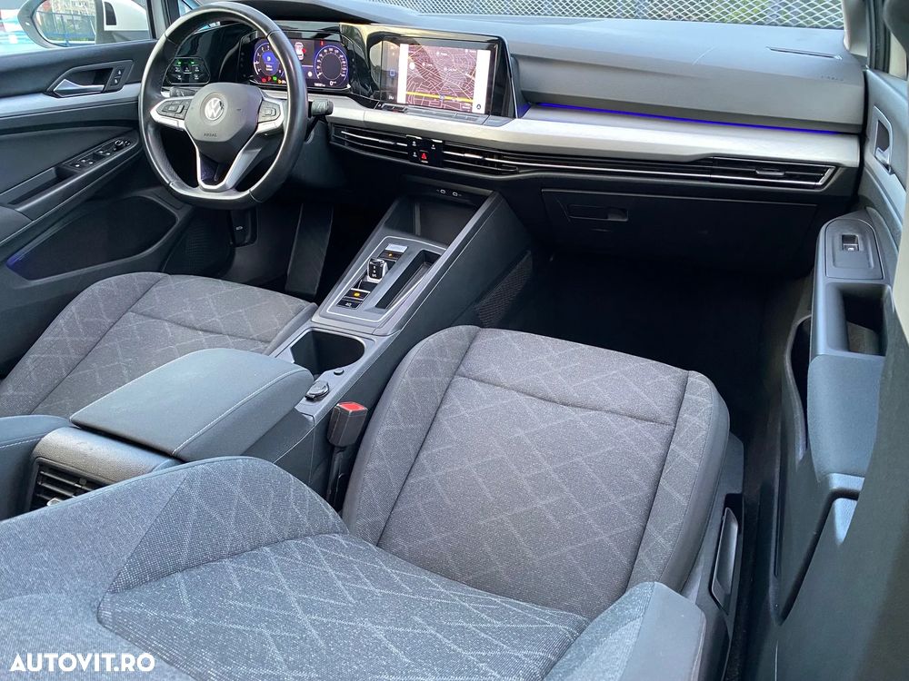 VOLKSWAGEN Golf 2021 — imagine 4