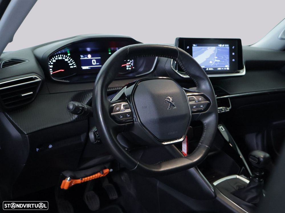 Peugeot 2008 - 7