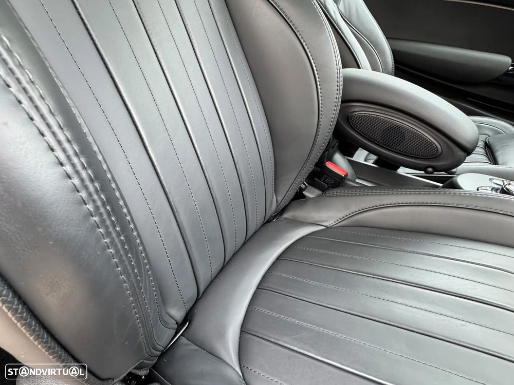 MINI 3 Portas John Cooper Works Plus Auto Desportiva - 16