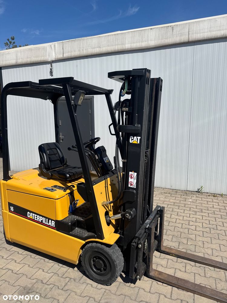 Caterpillar CAT EP16 KT 1.6 tony elektryczny Triplex 5.0 m - 1
