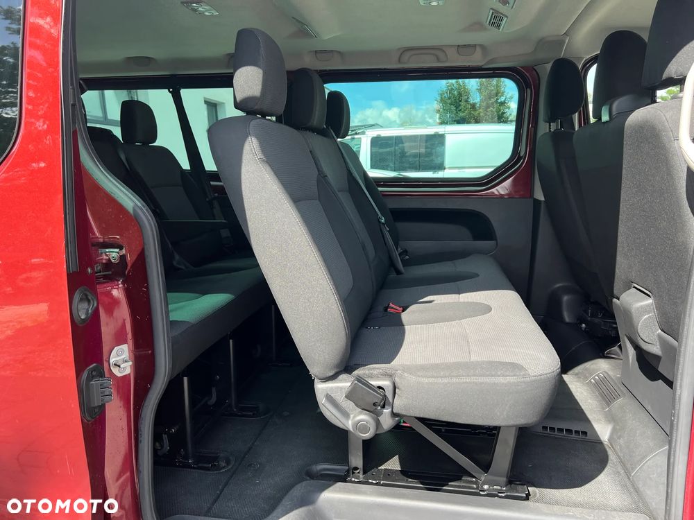 Renault Trafic 2.0 dCi EDC - 10