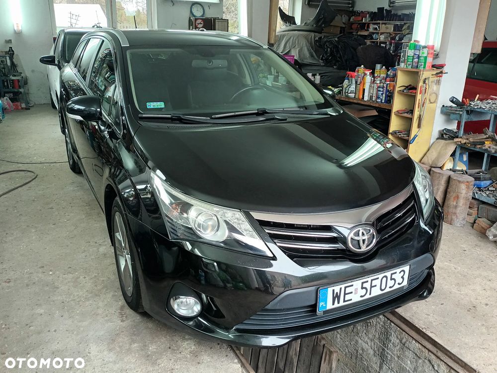 Toyota Avensis 1.8 Sol - 4
