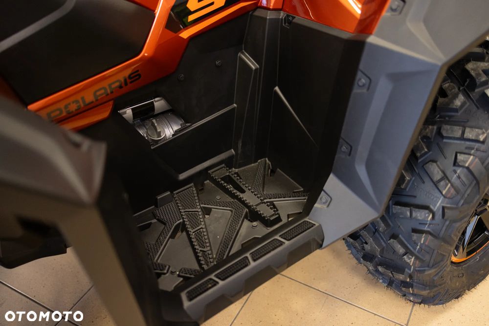 Polaris Sportsman - 12