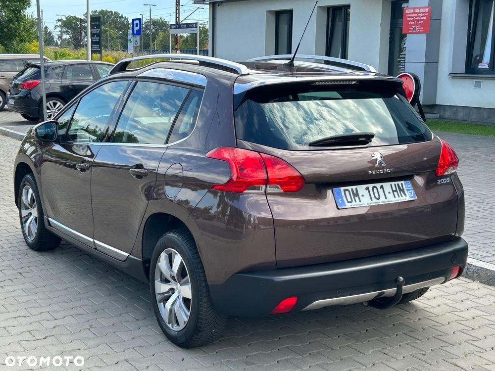 Peugeot 2008 1.2 VTi Allure - 11