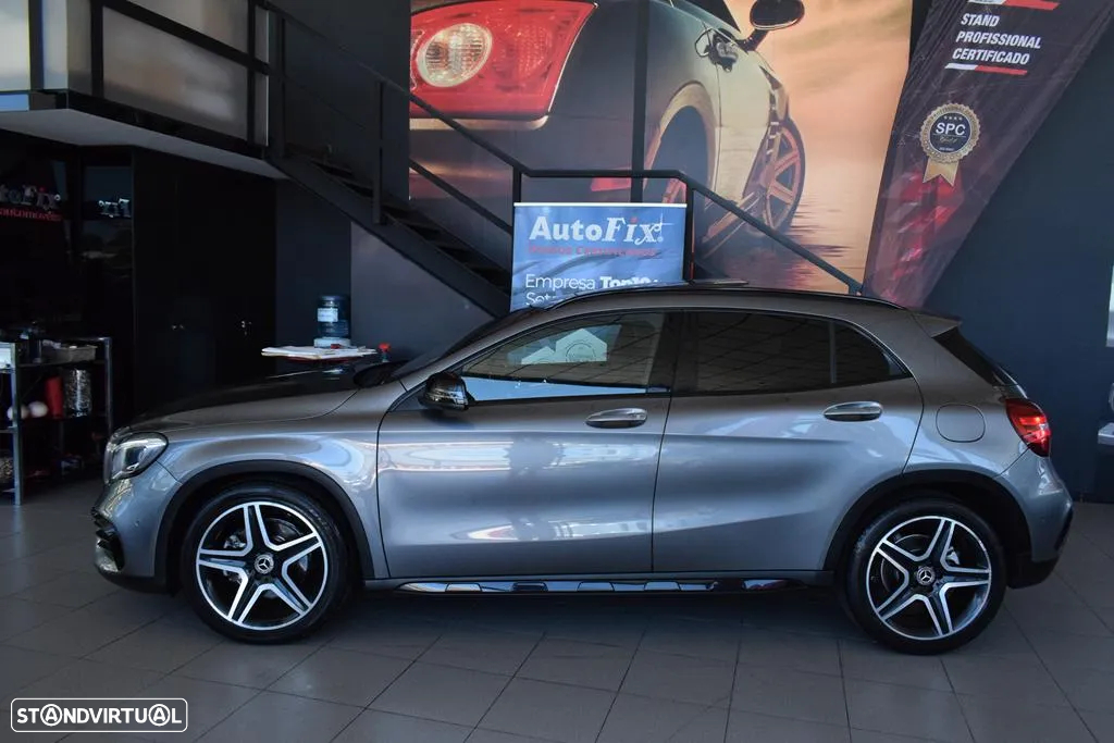 Mercedes-Benz GLA 220 d AMG Line - 3