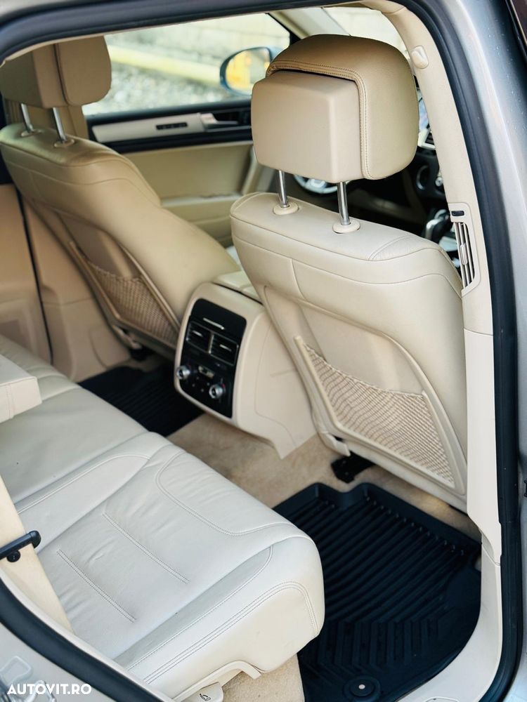Volkswagen Touareg 3.0 V6 TDI BMT - 12
