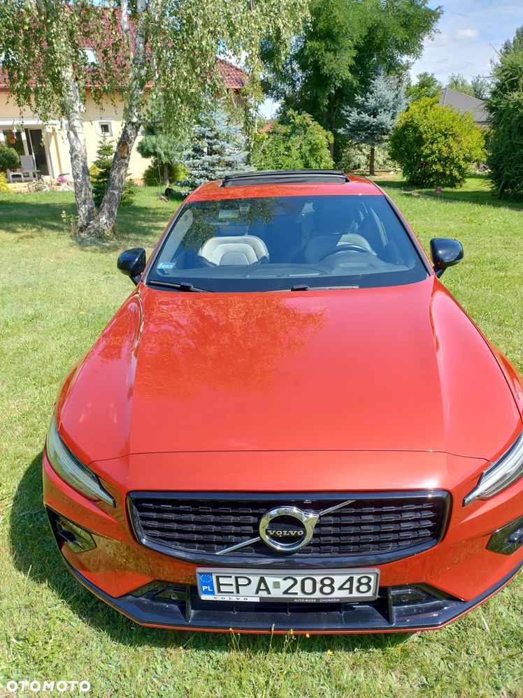 Volvo S60 B4 B R-Design - 1