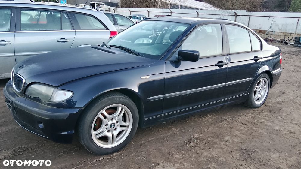 BMW 3 E46 SEDAN - 1