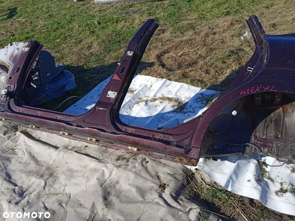 PRÓG LEWY SEAT ALTEA XL - 2