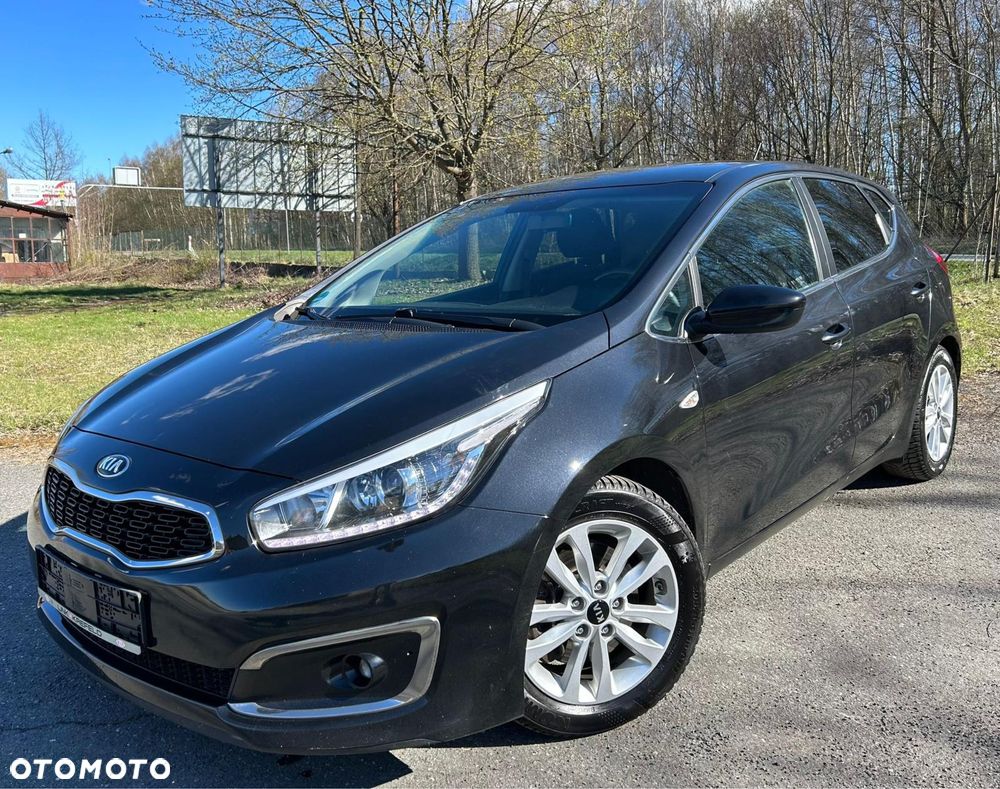 Kia Ceed - 1