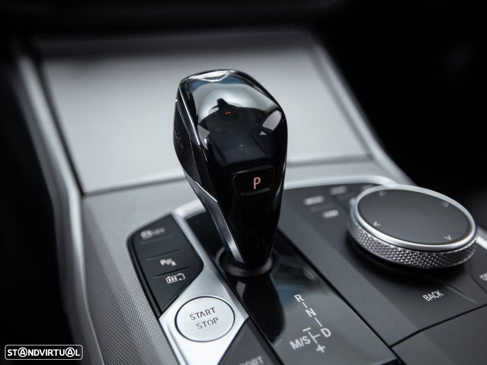BMW 330 e Corporate Edition Auto - 22