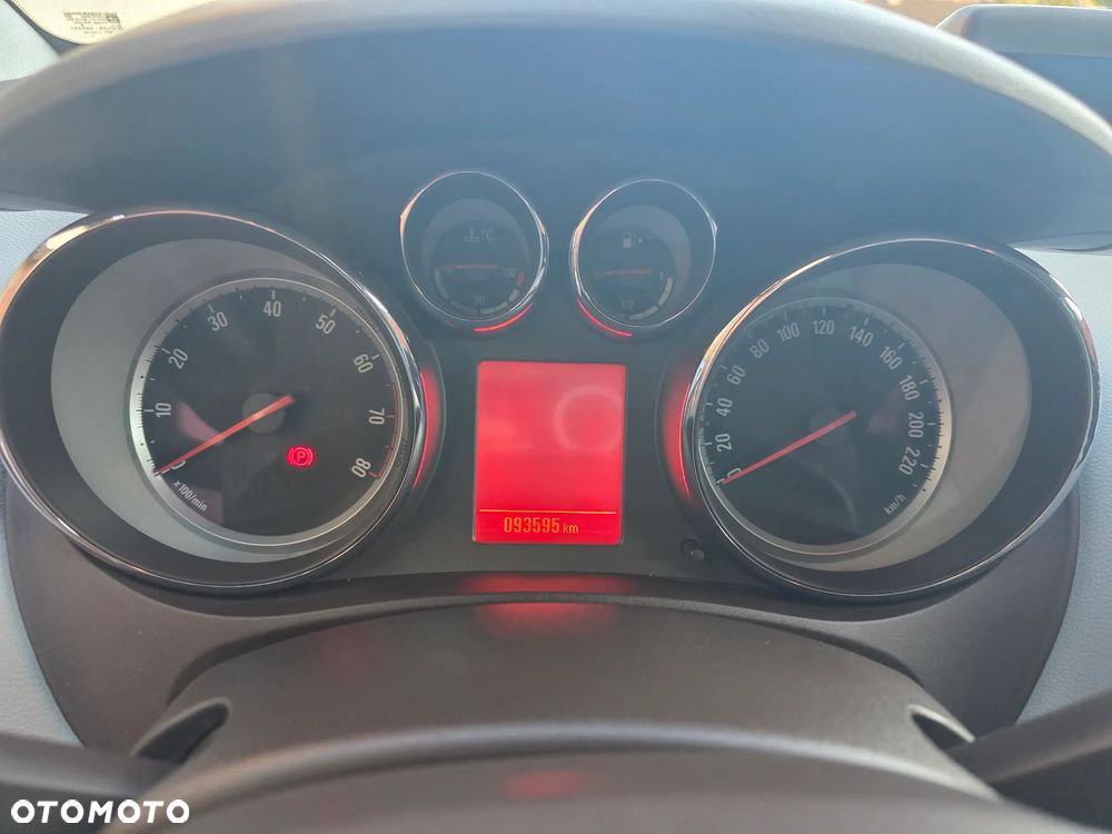 Opel Meriva 1.4 T Cosmo - 14