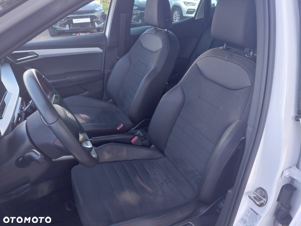 Seat Arona - 12