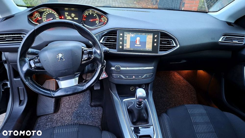 Peugeot 308 e-HDi 115 Stop & Start Niveau 2 Business-Line - 19