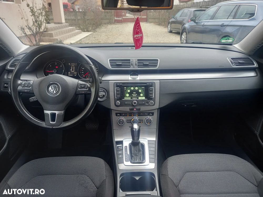 Volkswagen Passat 2.0 TDI BlueMotion Technology Comfortline - 5