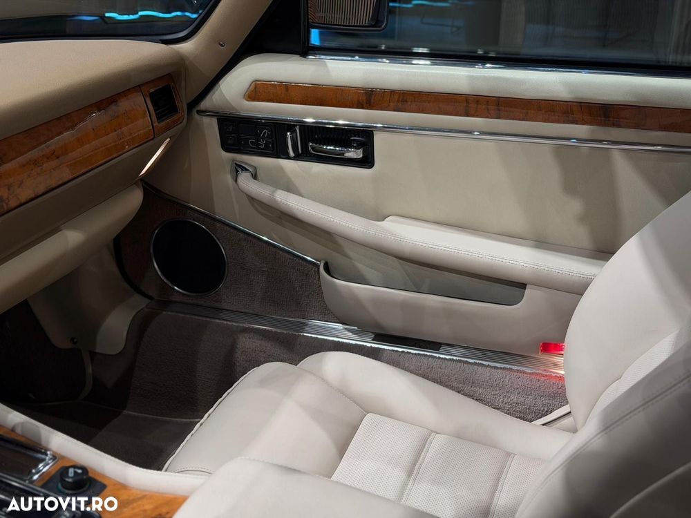 Jaguar XJS - 38