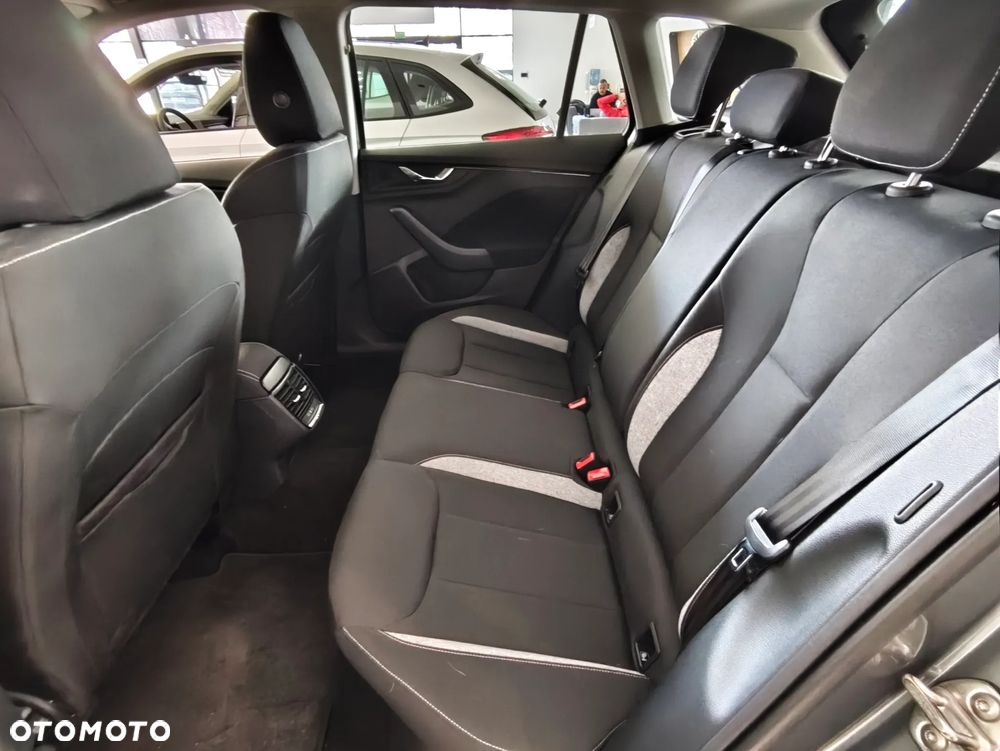 Skoda Kamiq 1.5 TSI Drive - 12