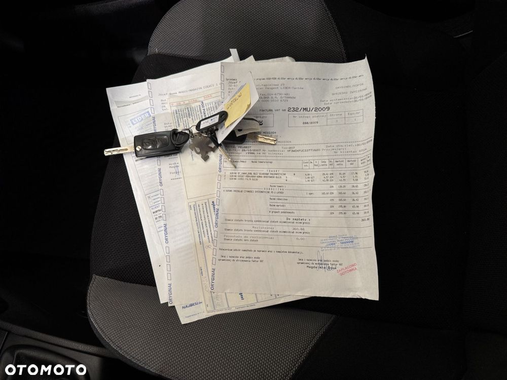 Peugeot 207 1.4 16V Trendy - 24