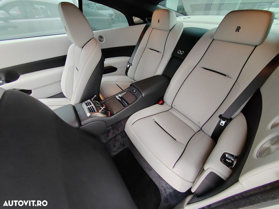 Rolls-Royce Wraith Black Badge - 13
