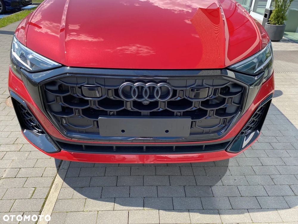 Audi Q8 - 10