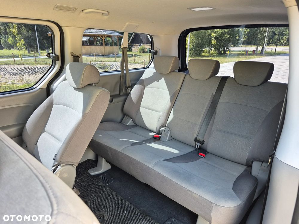 Hyundai H-1 2.5 CRDi Comfort - 19
